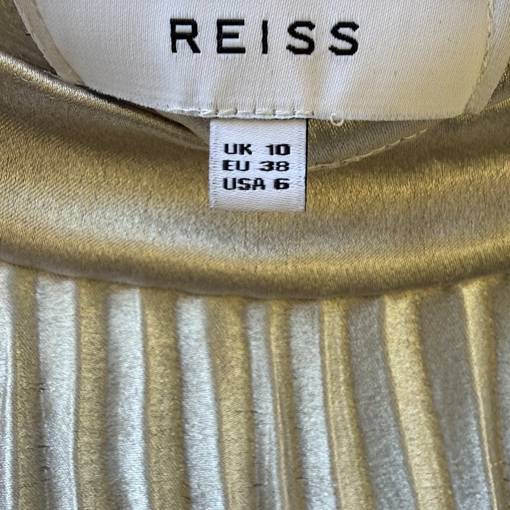 Reiss | Pleated Midi Swing Skirt size 6 - Picture 5 of 6